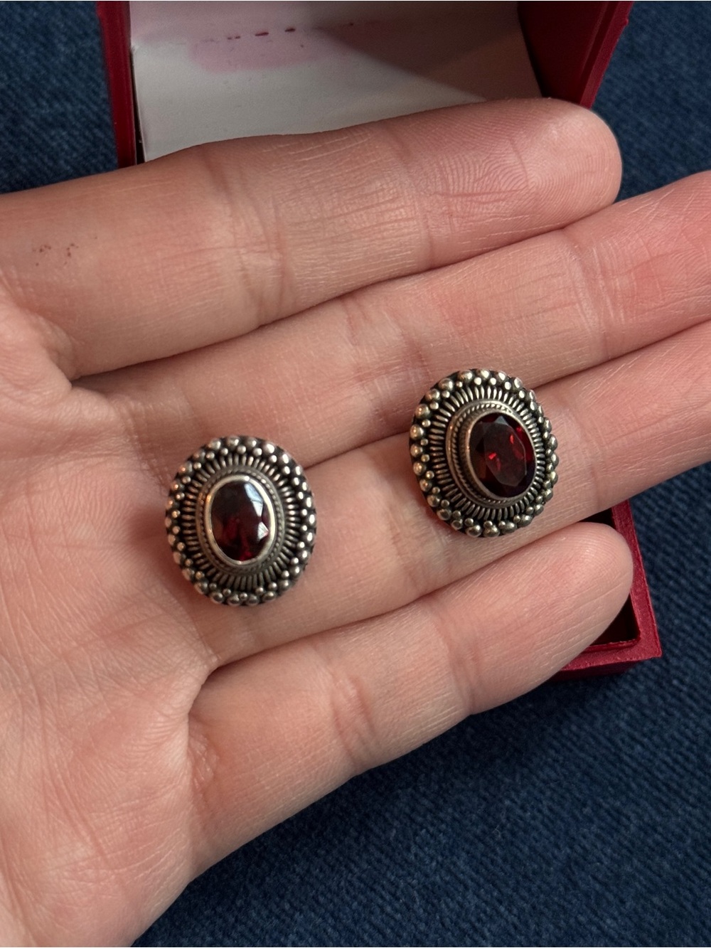 Vintage Sign BA 925 Sterling Silver Garnet Studd earrings